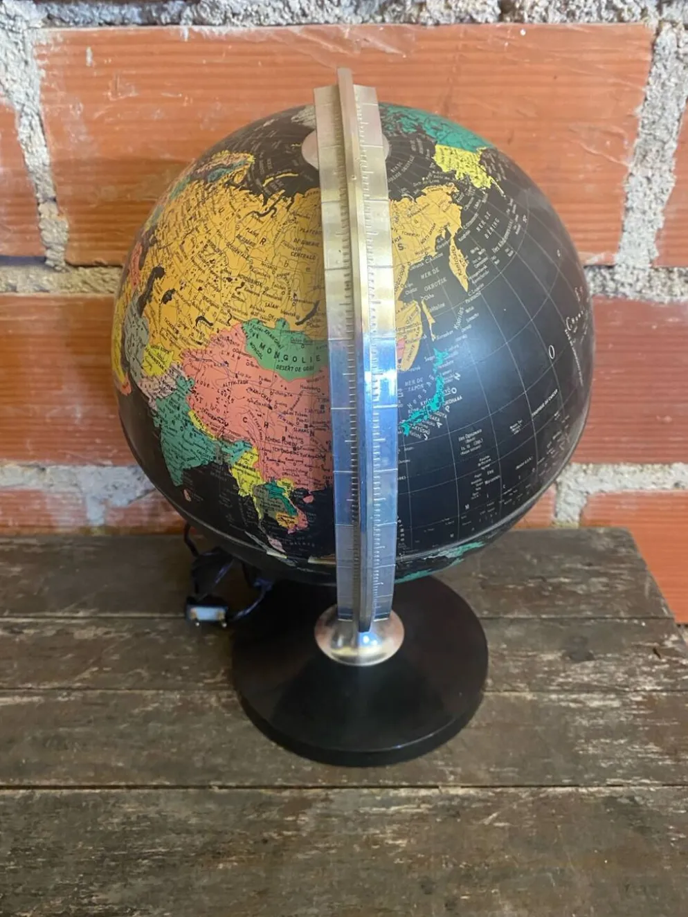 Mappemonde Globe Terrestre Planète Terre Fond Noir + Pied Tulipe Italy