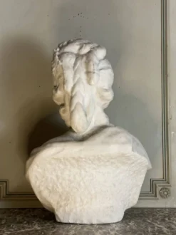 Marie-Antoinette, buste en marbre de Carrare