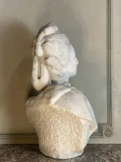 Marie-Antoinette, buste en marbre de Carrare