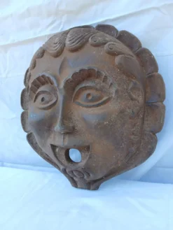 Mascaron masque en fonte visage