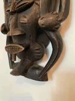 Masque africain