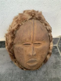 Masque africain ancien