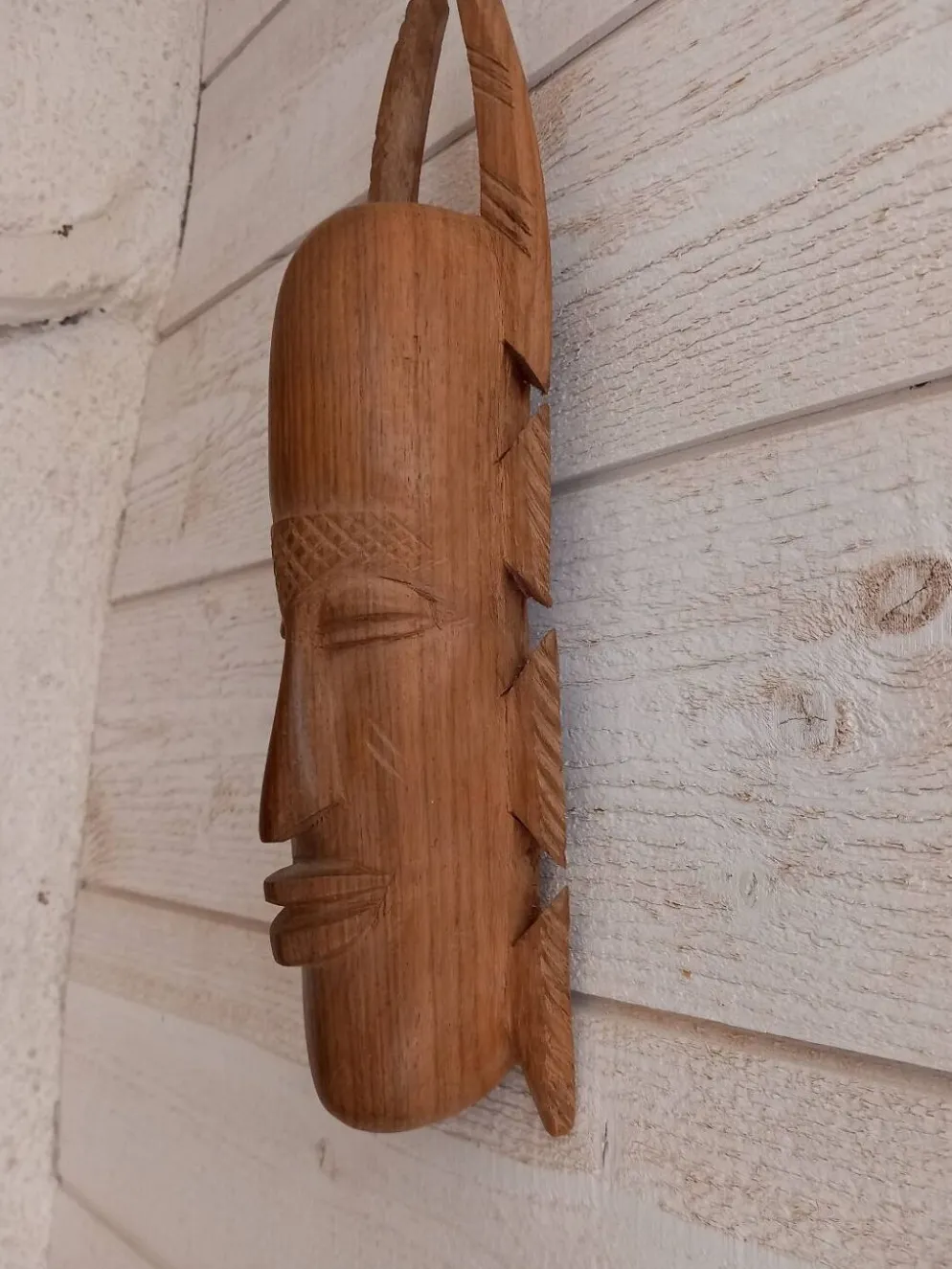 Masque africain en bois
