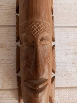 Masque africain en bois
