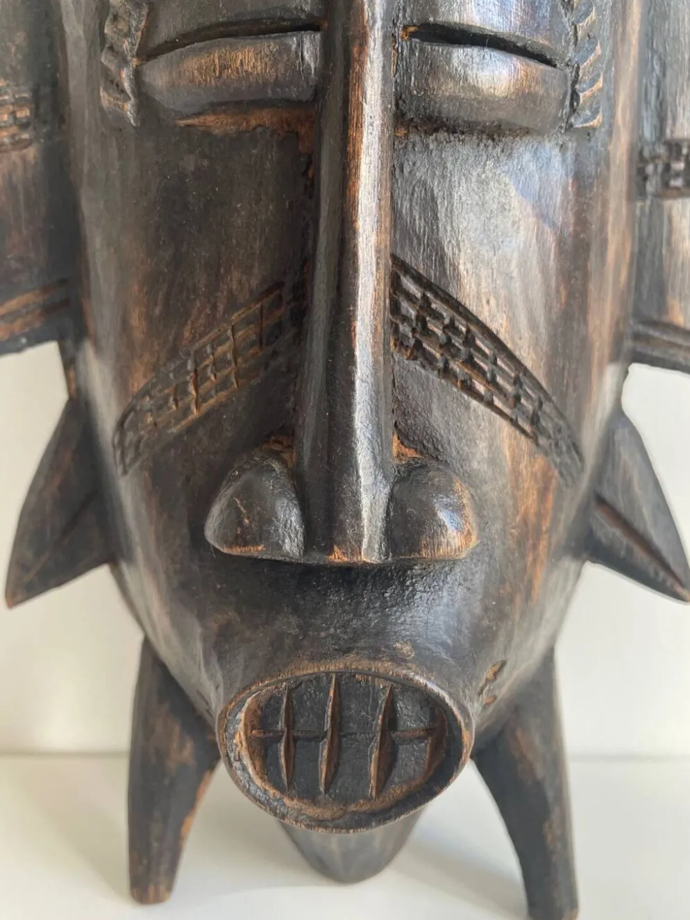 Masque africain, style Baoulé
