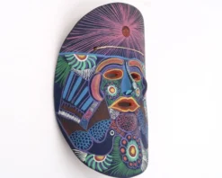 Masque coloré du Mexique en terre cuite, années 70