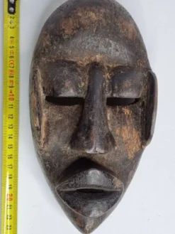 Masque Dan - Côte d'Ivoire - Milieu XXe siècle - Bois sculpté, 24 cm