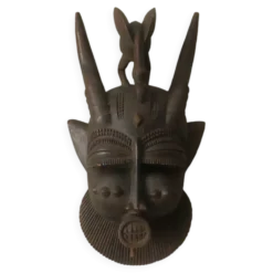Masque de décoration tribal sculpture art africain ethnique