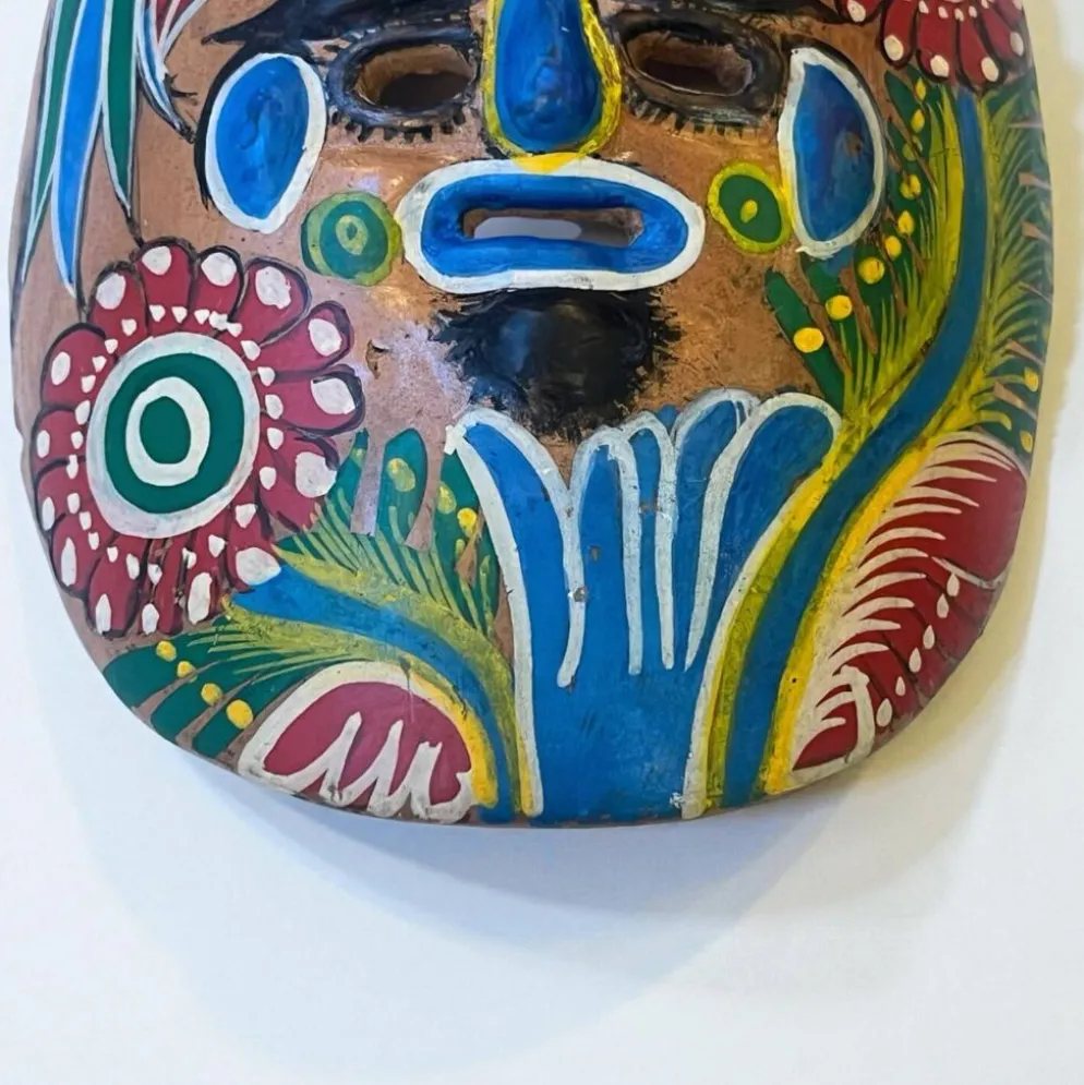 Masque du Mexique en terre cuite colorée, années 70, mexicain