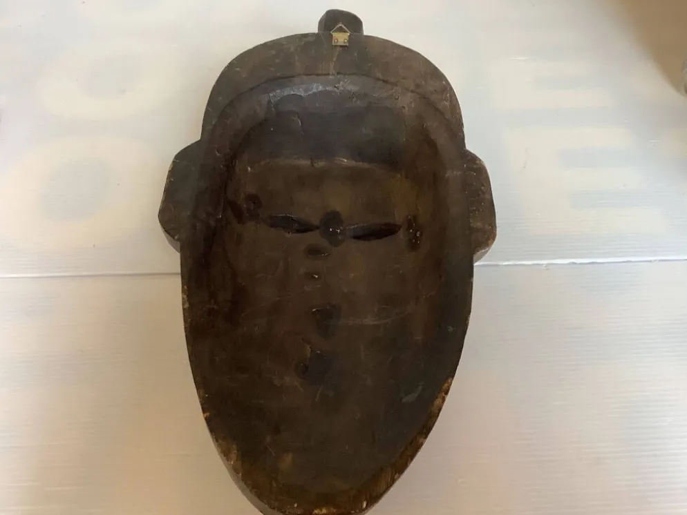 Masque en bois africain