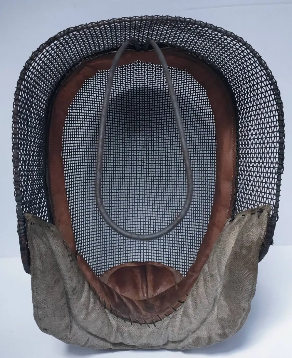 masque escrime métal cuir début xxème