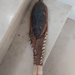 masque heaume de Nouvelle Guinée