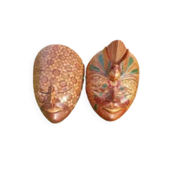 Masques ethniques rétro