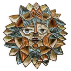 Masque soleil céramique, Roland Zobel, Les Cyclades Anduze