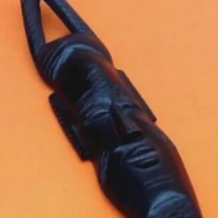 Masque à suspendre visage africain bois d'ébène