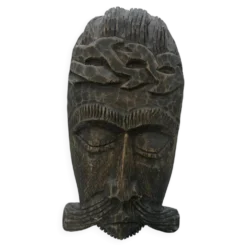 Masque tribal africain en bois sculpté – art ethnique décoratif