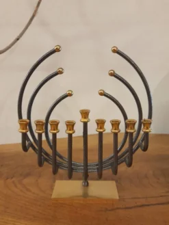 Menorah Hanoukia plaquée or et argent, made in Israël par Karshi, 1970