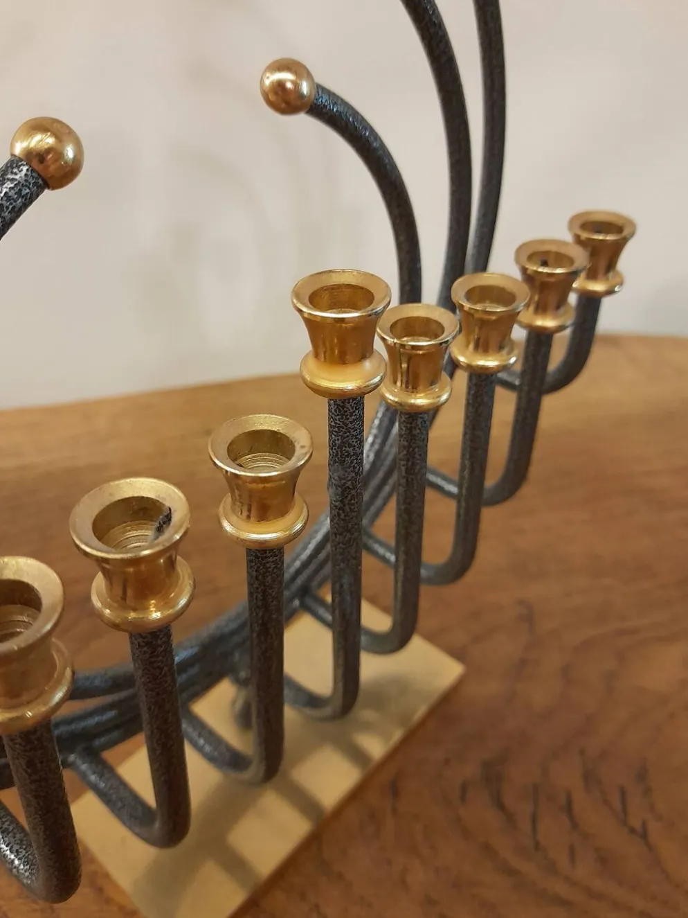 Menorah Hanoukia plaquée or et argent, made in Israël par Karshi, 1970