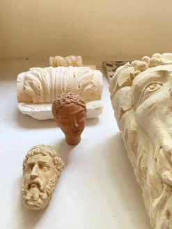 Mini Tête sculptée tête cuite