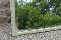 Miroir ancien biseauté en bois massif sculpté vert Lézard –