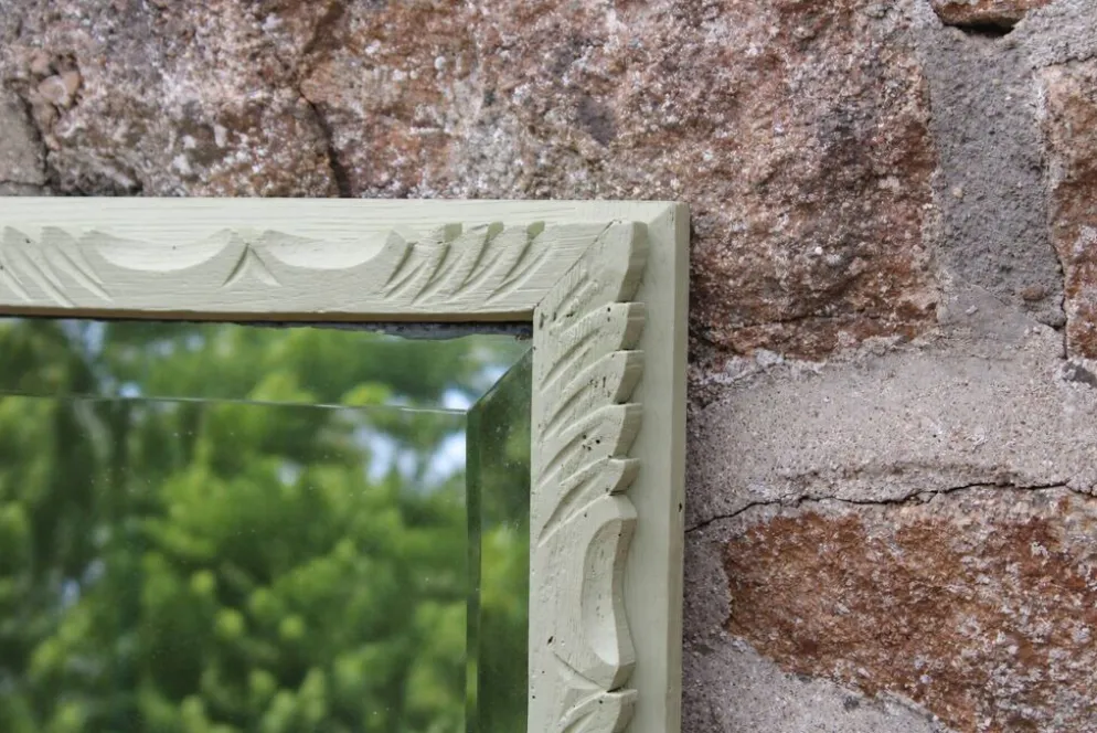 Miroir ancien biseauté en bois massif sculpté vert Lézard –