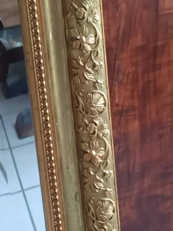 Miroir ancien bois et stuc doré néo Louis XVI