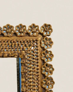 Miroir ancien en bois doré