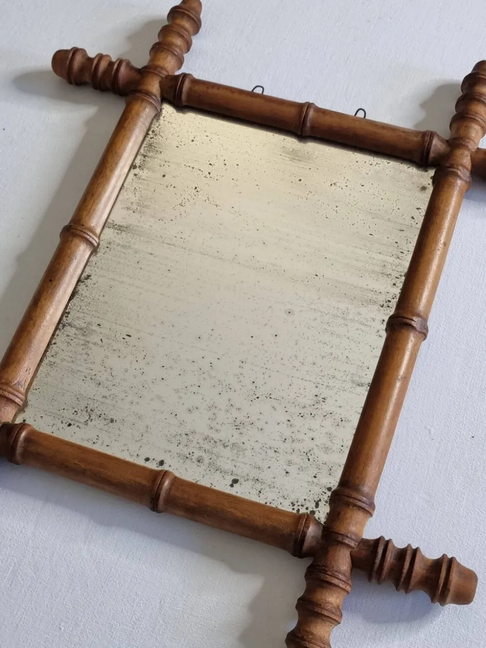 Miroir ancien en bois tourné style bambou, fin XIXe siècle, 44 x 38 cm