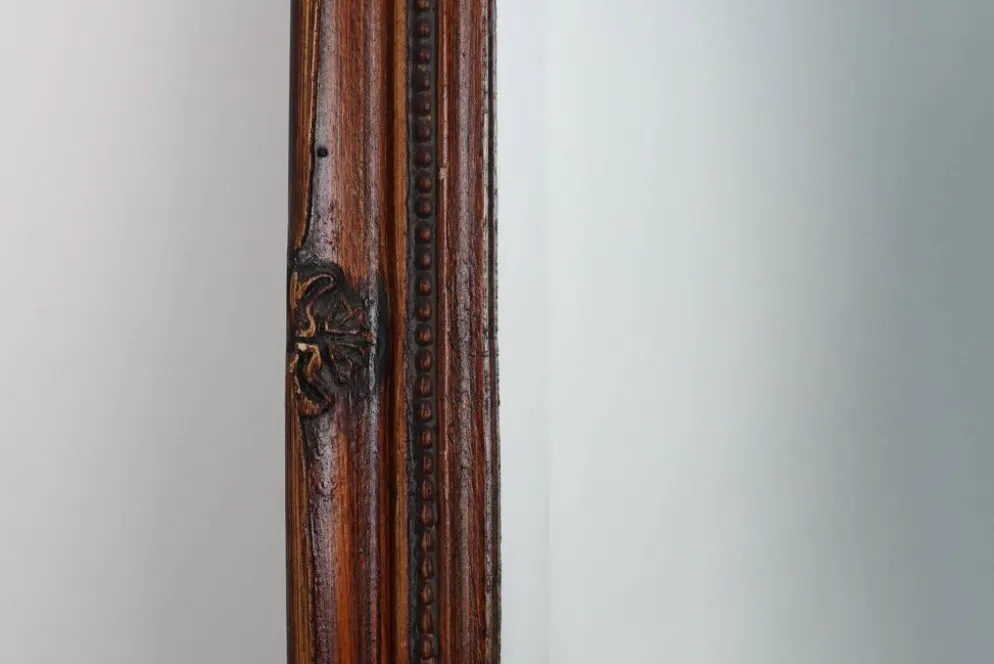 Miroir ancien français à facettes en bois sculpté, vers 1850