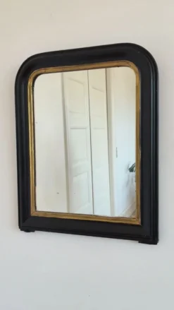 Miroir antique français Louis Philippe – noir et or, fin du 19e siècle