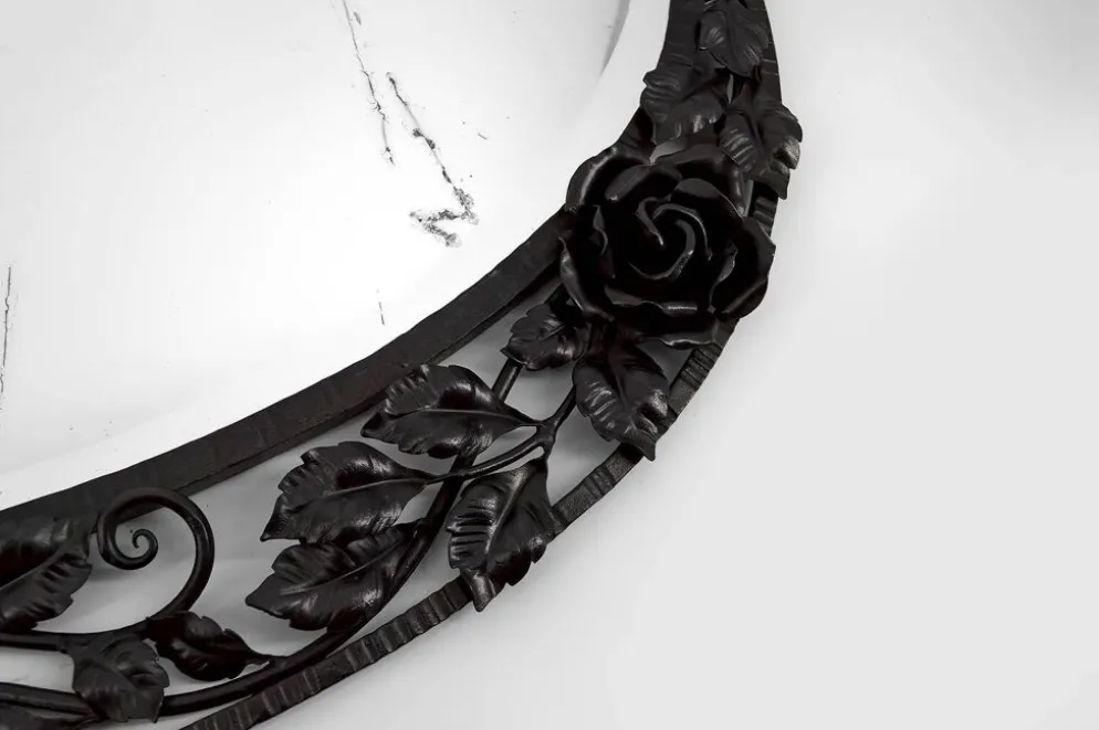 Miroir Art déco en fer forgé à décor de roses, vers 1920