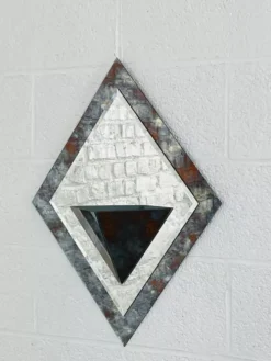 Miroir Art Deco années 40 forme losange avec cache pot intégré