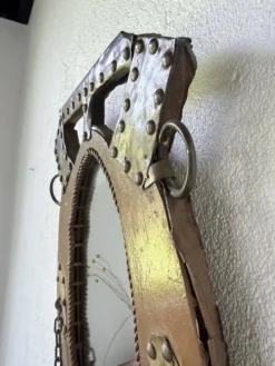 Miroir artisanal brutaliste « cheval »