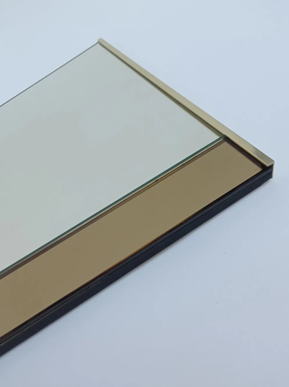 Miroir asymétrique des années 70 40x80cm