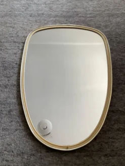Miroir asymétrique forme libre des années 60-70
