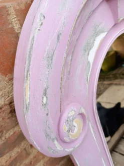Miroir avec encadrement en bois