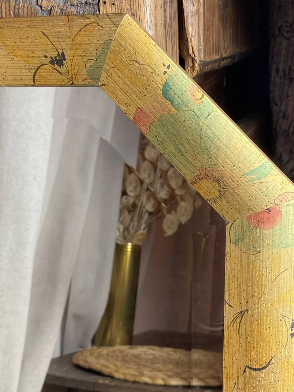Miroir biseauté, de forme octogonale, en bois