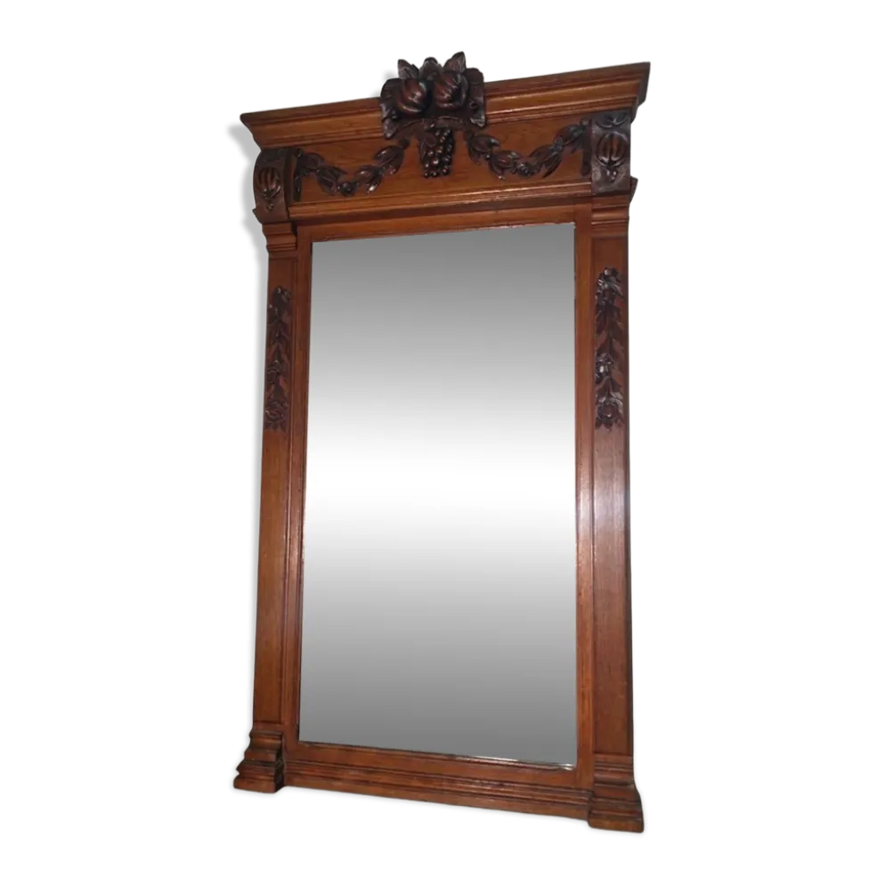Miroir biseauté en bois sculpté