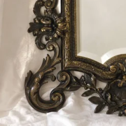 Miroir biseauté en bronze, Second Empire XIXe siècle, style Louis XV