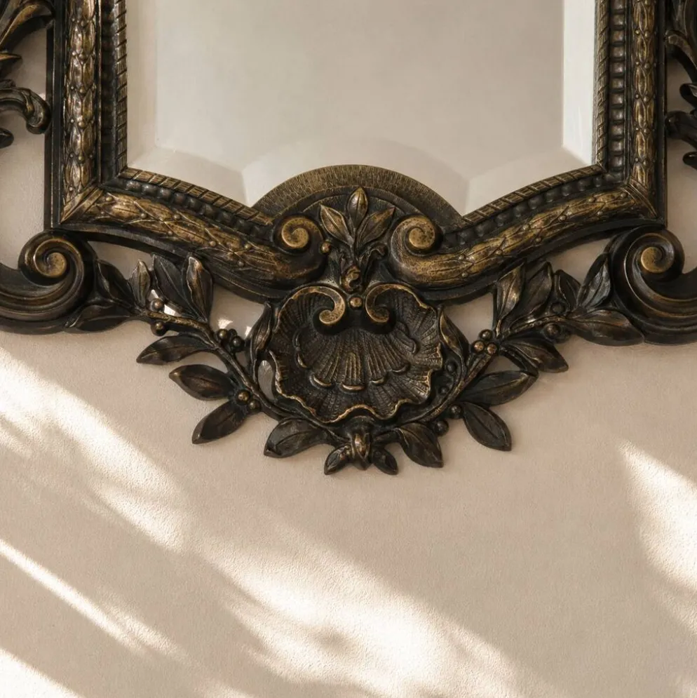 Miroir biseauté en bronze, Second Empire XIXe siècle, style Louis XV