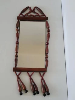 Miroir bohème vintage en perles de bois
