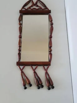 Miroir bohème vintage en perles de bois