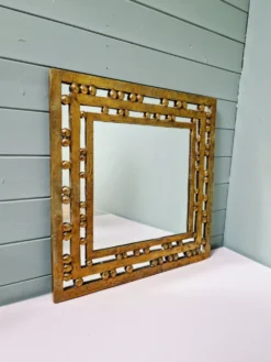 Miroir brutaliste en bronze massif, années 1970