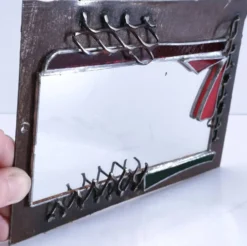 Miroir brutaliste métal et verre serti