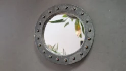 Miroir brutaliste métal repoussé