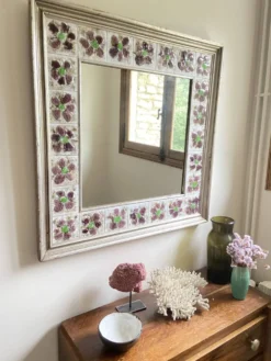 Miroir carré en céramique à décor floral