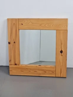 Miroir carré en pin scandinave vintage, années 1970