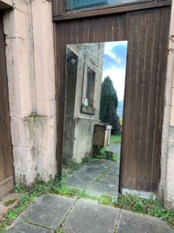 Miroir ciselé frères Marly bordeaux fabriqué en France 1950 1960