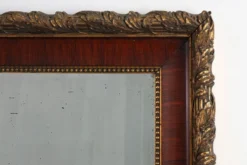 Miroir classique français avec des détails dorés, vers 1900