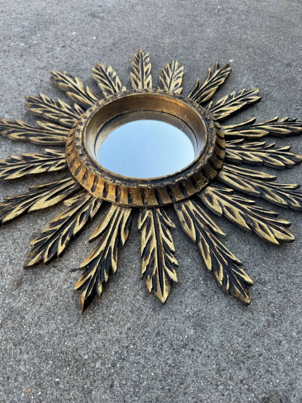 Miroir convexe doré ancien